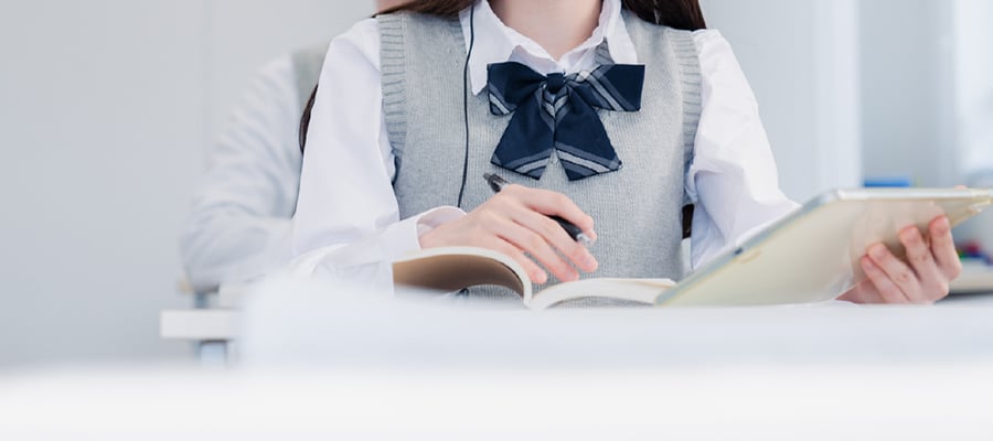 小学校、中学校、高校向けの教科書(デジタルブック)のテスト